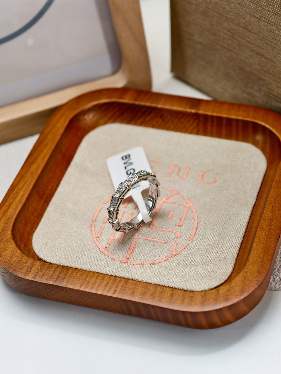 Bulgari Ring (1) - www.newkick.vip Bulgari Ring (1) - www.newkick.vip