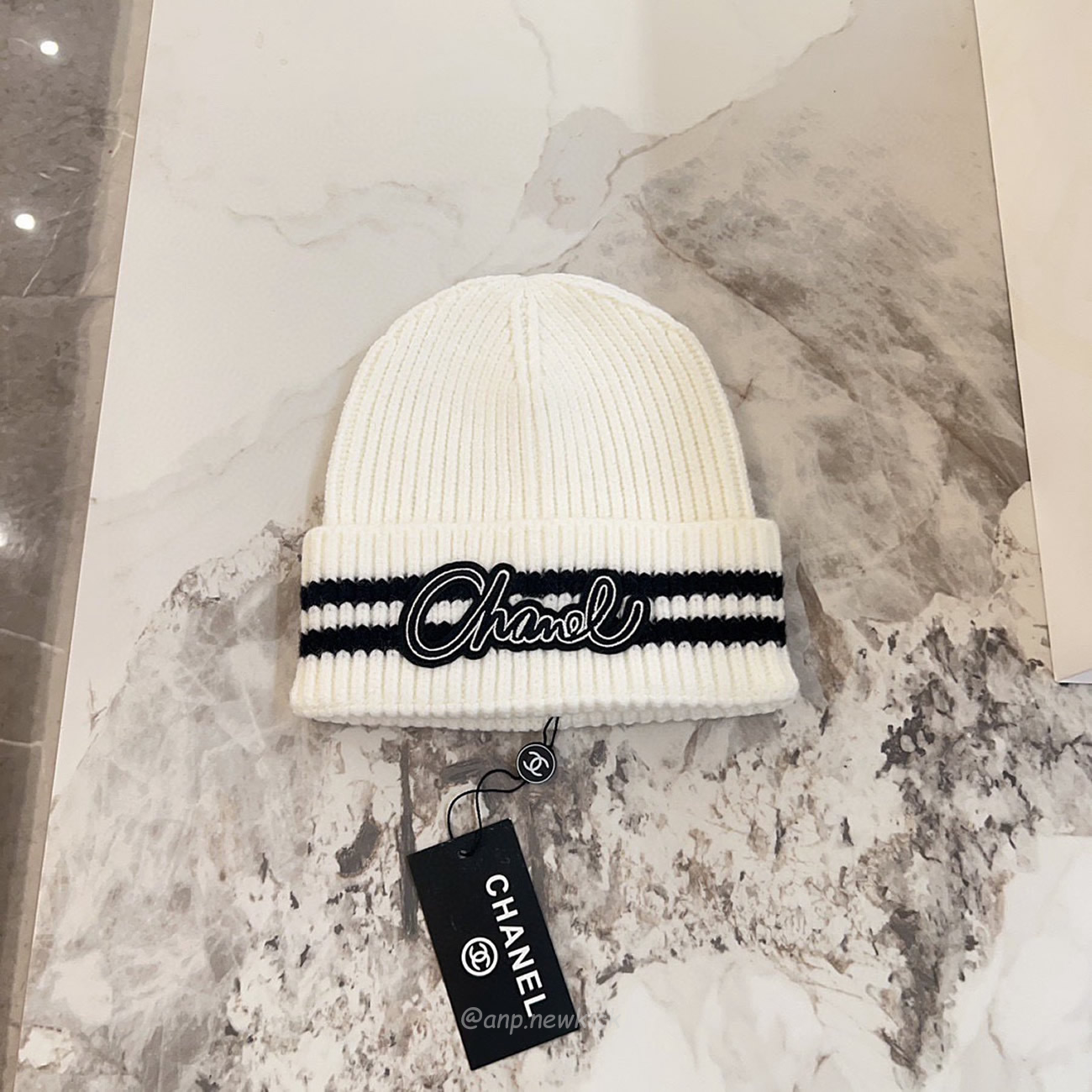 Chanel Knitted Cold Hat White Black Gray Brown (5) - www.newkick.vip Chanel Knitted Cold Hat White Black Gray Brown (5) - www.newkick.vip