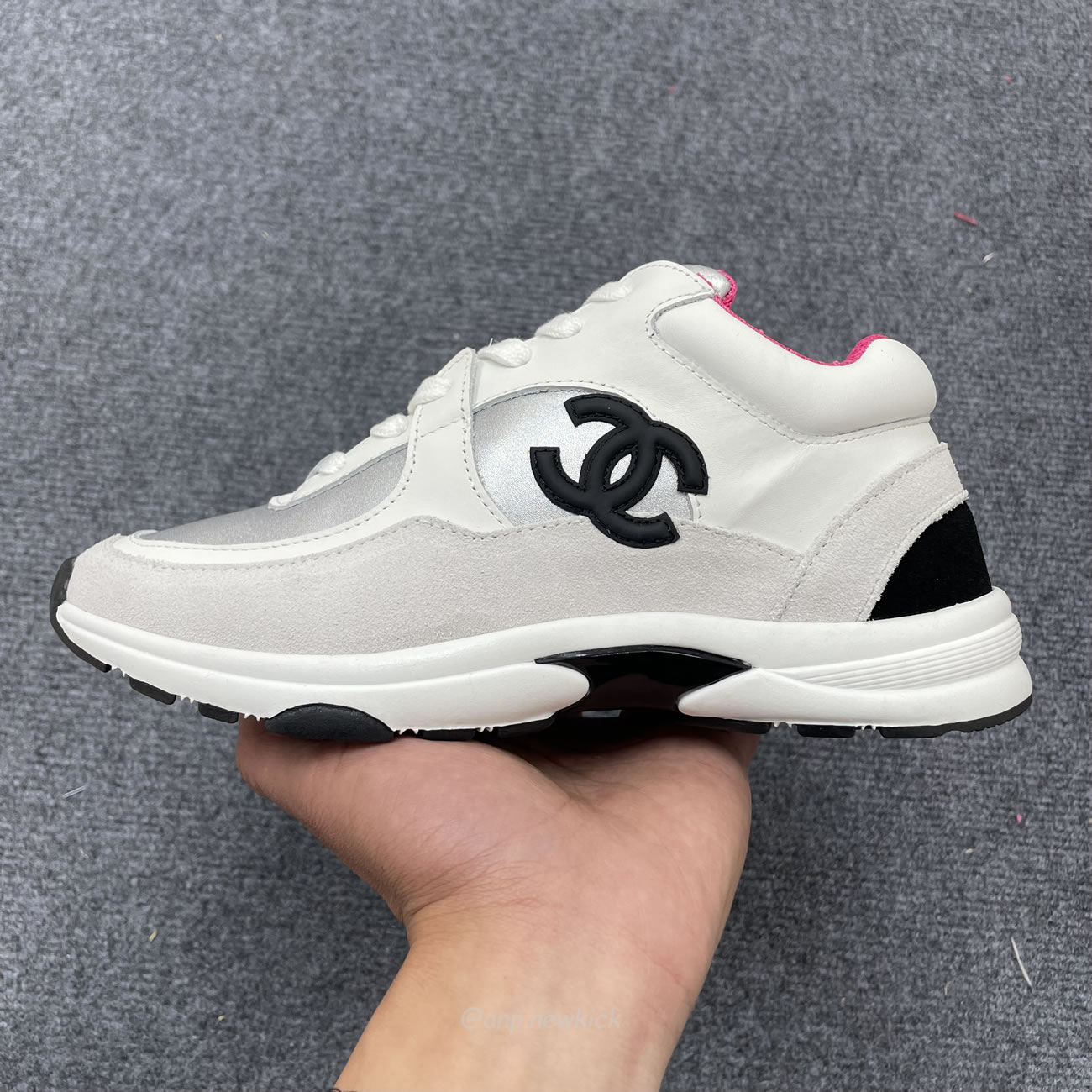 Chanel White Pink Blue Sneakers (4) - www.newkick.vip