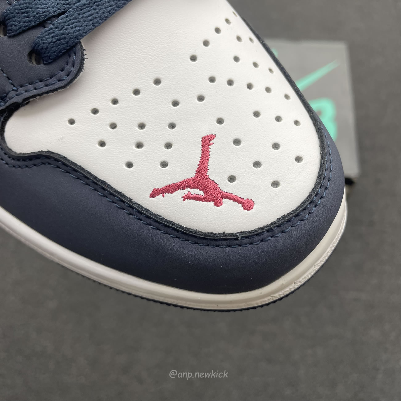 Air Jordan 1 Low Sb Midnight Navy Cj7891 400 (2) - www.newkick.vip Air Jordan 1 Low Sb Midnight Navy Cj7891 400 (2) - www.newkick.vip