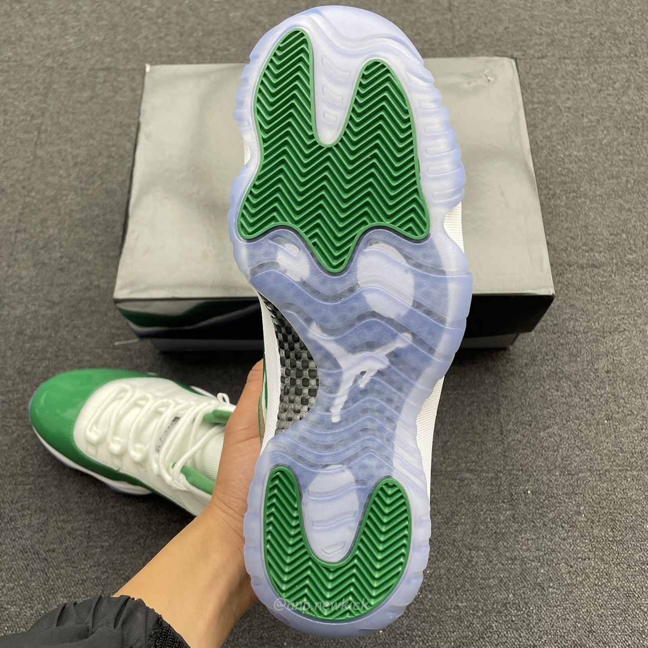 Air Jordan 11 Retro White Green Ct8012 113 (7) - www.newkick.vip