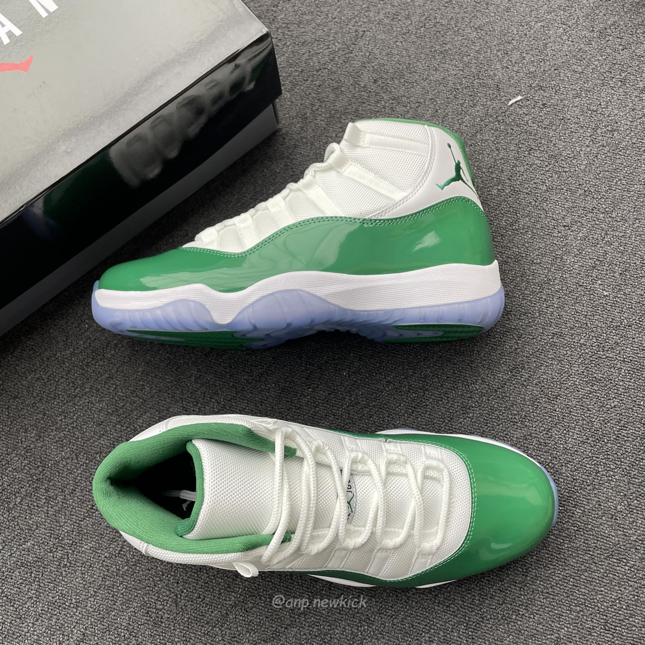 Air Jordan 11 Retro White Green Ct8012 113 (2) - www.newkick.vip