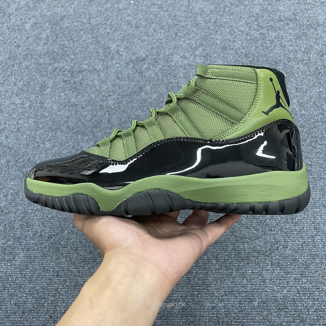 Air Jordan 11 Retro Army Green Black Ct8012 300 (5) - www.newkick.vip Air Jordan 11 Retro Army Green Black Ct8012 300 (5) - www.newkick.vip