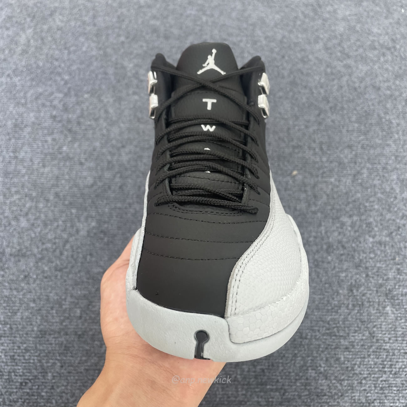 Air Jordan 12 Retro Barons Ct8013 010 (3) - www.newkick.vip