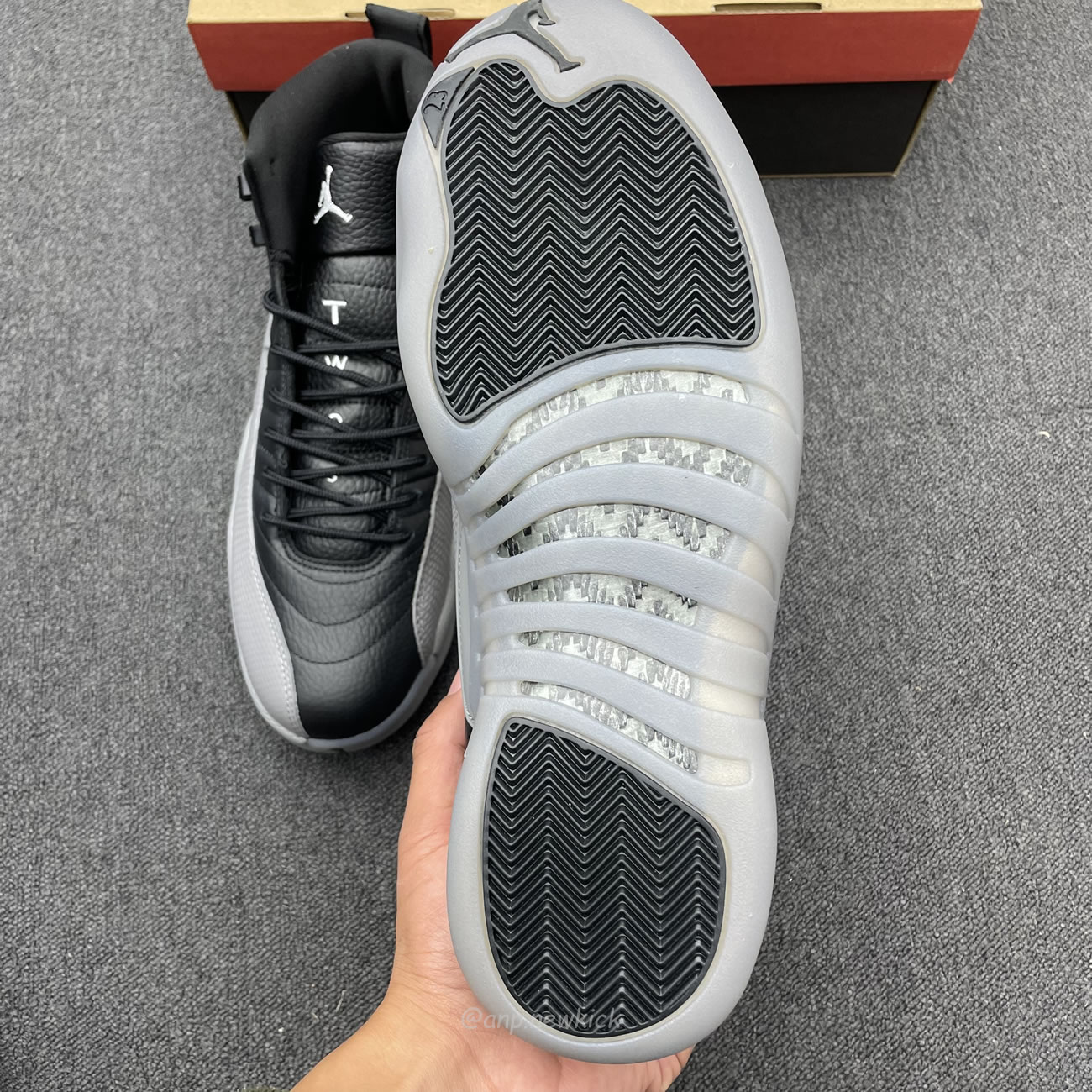 Air Jordan 12 Black Wolf Grey Ct8013 019 (3) - www.newkick.vip