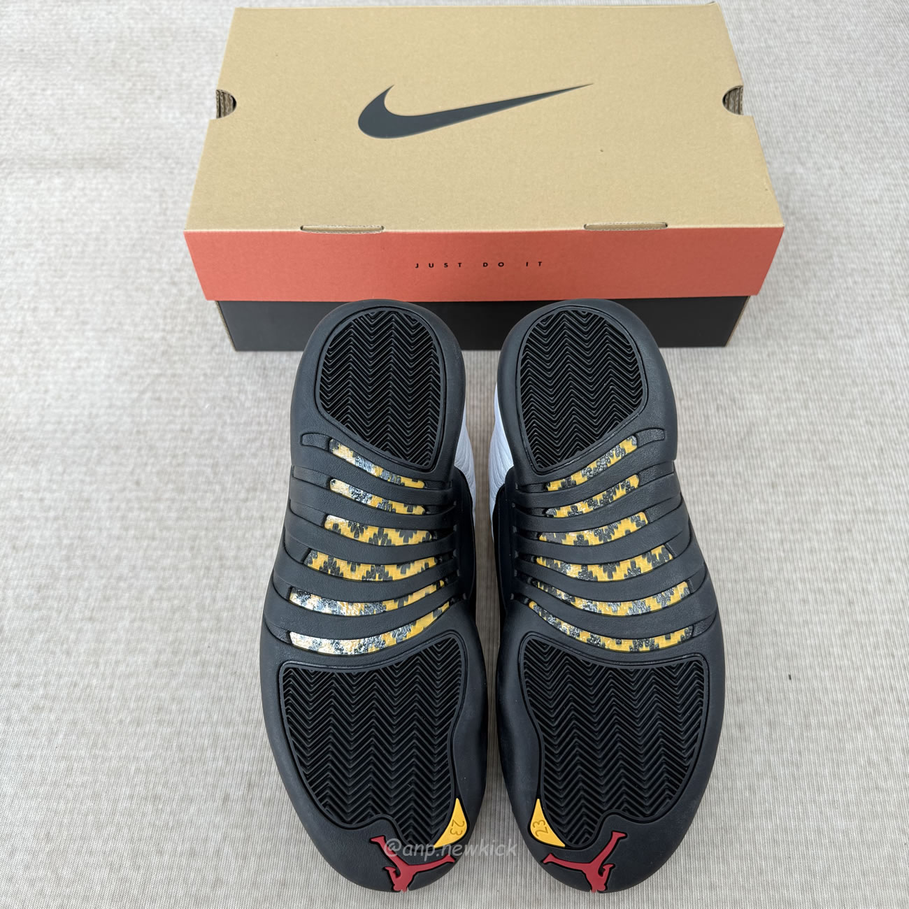 Air Jordan 12 Retro Taxi 2025 Ct8013 117 (8) - www.newkick.vip