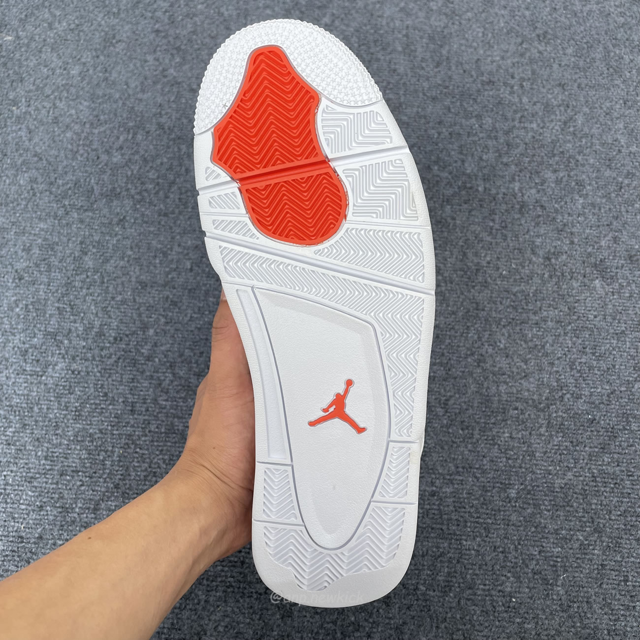 Air Jordan 4 Retro Metallic Orange Ct8527 118 (3) - www.newkick.vip