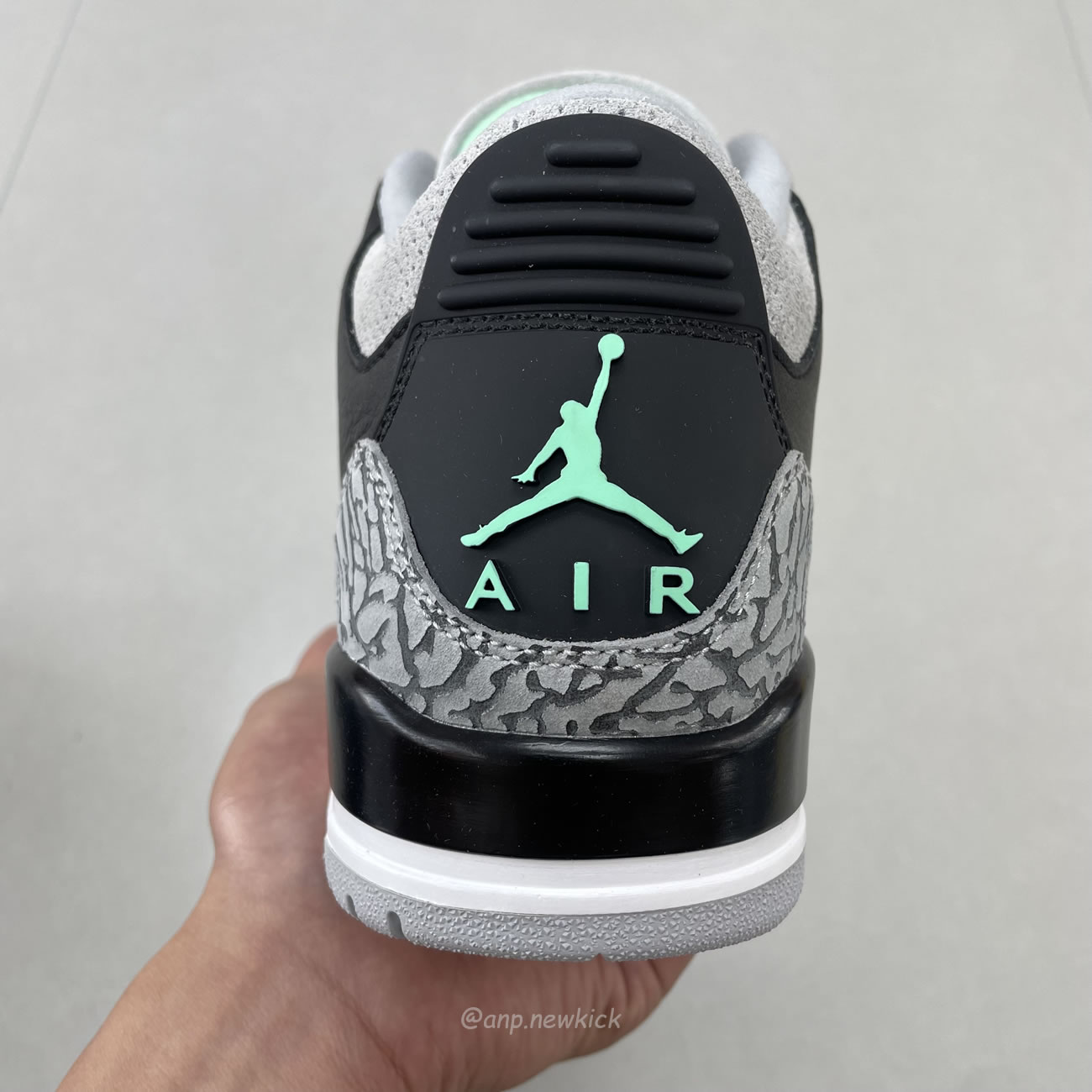 Air Jordan 3 Retro Green Glow Ct8532 031 (5) - www.newkick.vip