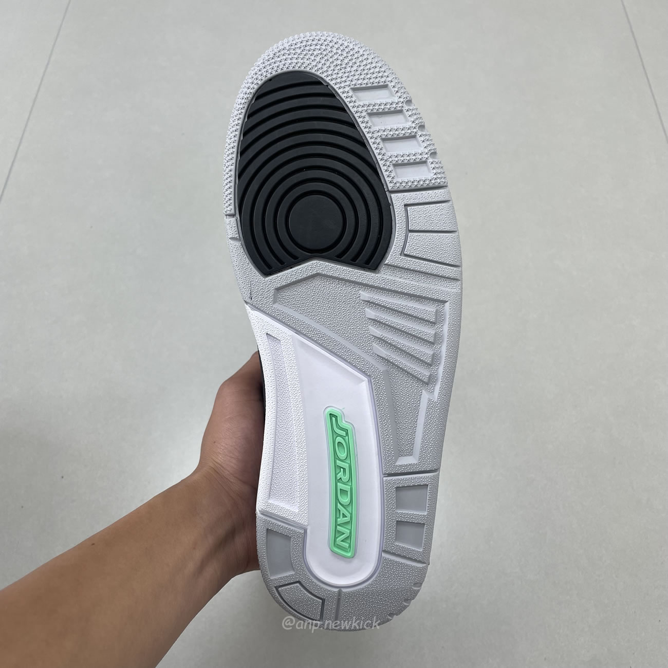 Air Jordan 3 Retro Green Glow Ct8532 031 (7) - www.newkick.vip