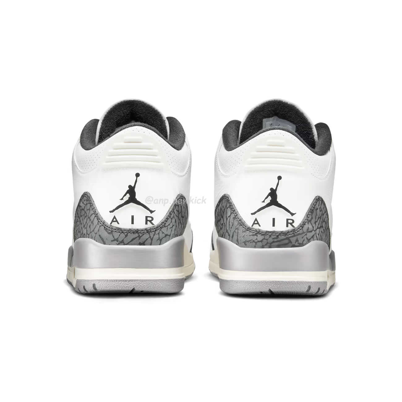Air Jordan 3 Retro Cement Grey Ct8532 106 (7) - www.newkick.vip Air Jordan 3 Retro Cement Grey Ct8532 106 (7) - www.newkick.vip
