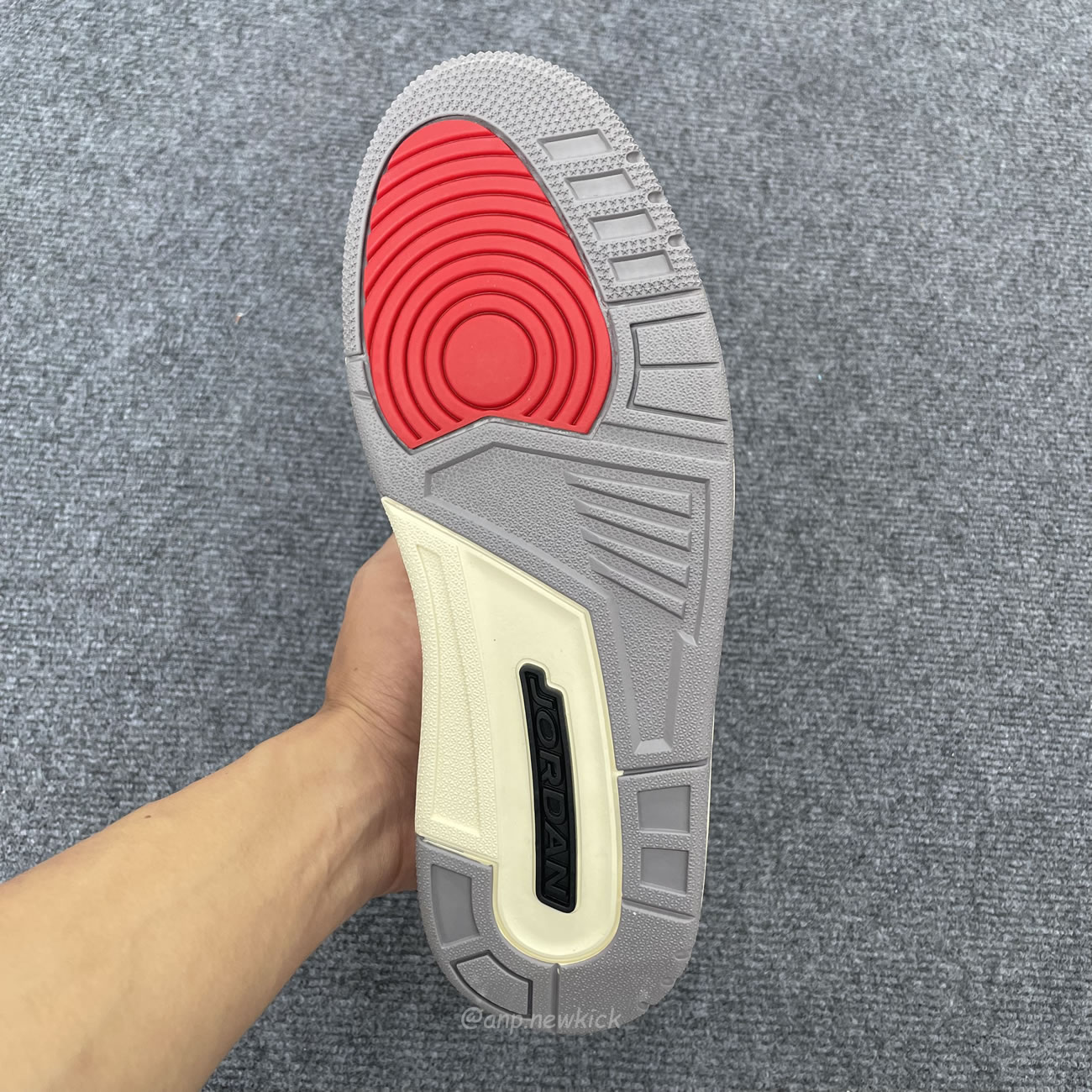 Air Jordan 3 Retro Cement Grey Ct8532 106 (2) - www.newkick.vip