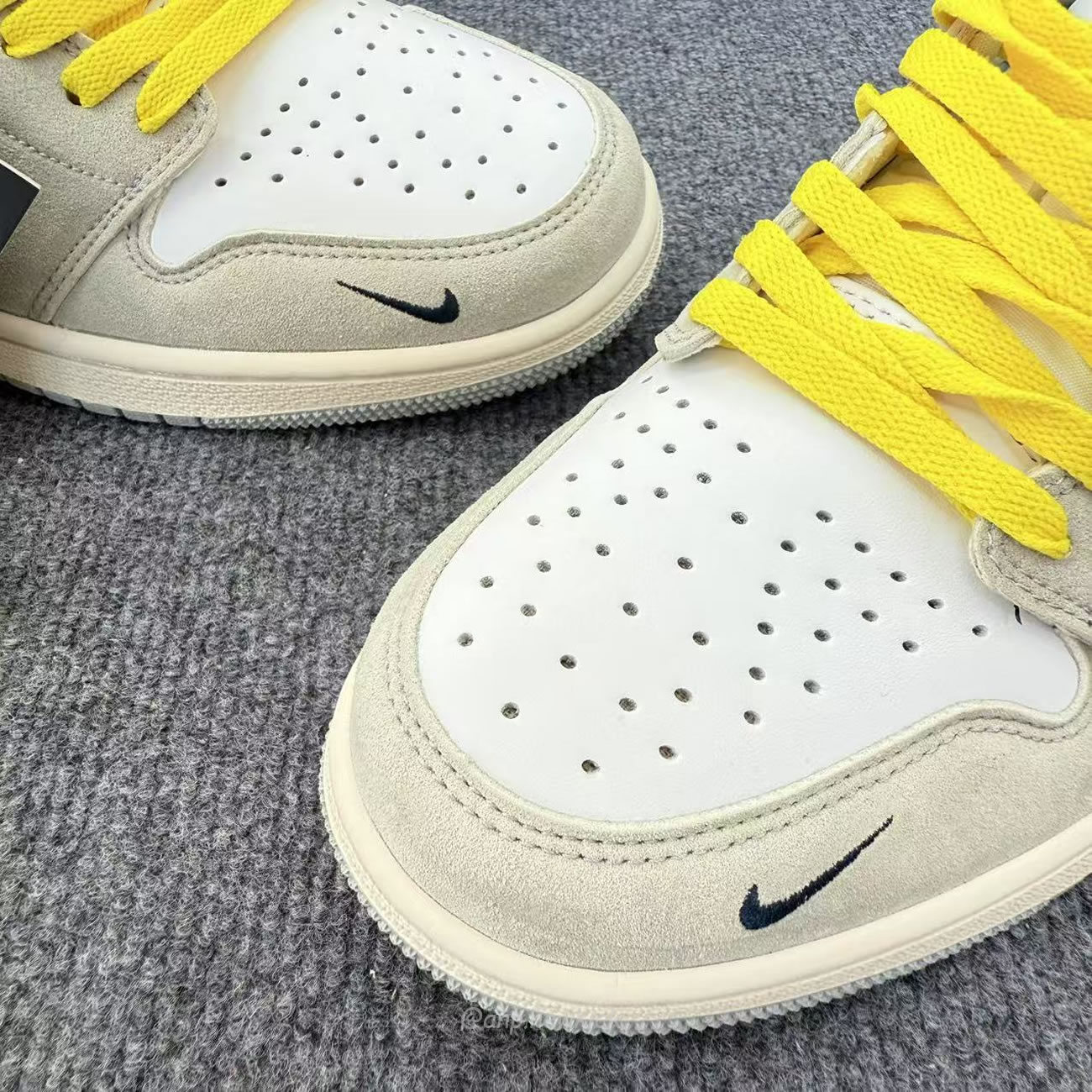 Air Jordan 1 High Switch Light Smoke Cw6576 100 (9) - www.newkick.vip