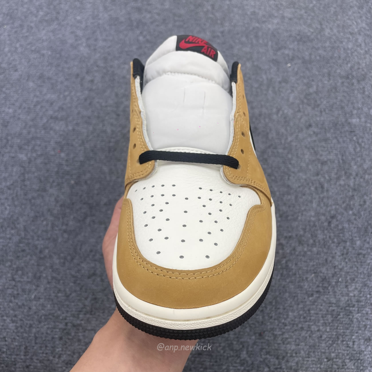 Air Jordan 1 Low Og Rookie Of The Year Cz0790 107 (3) - www.newkick.vip