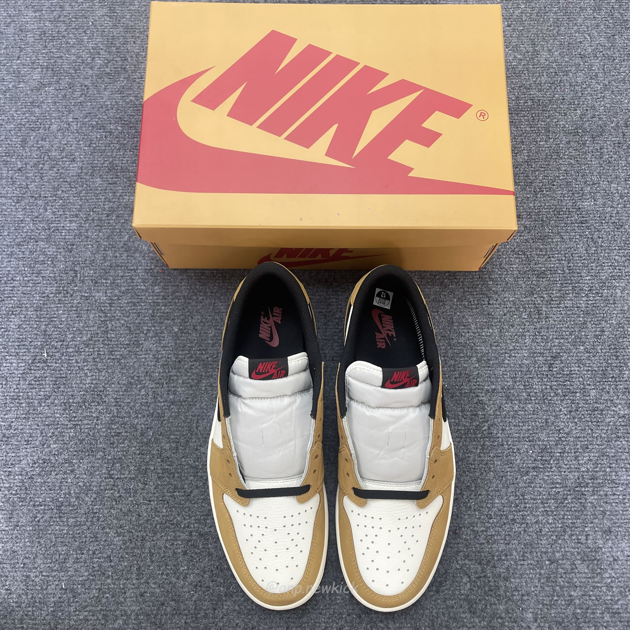 Air Jordan 1 Low Og Rookie Of The Year Cz0790 107 (7) - www.newkick.vip