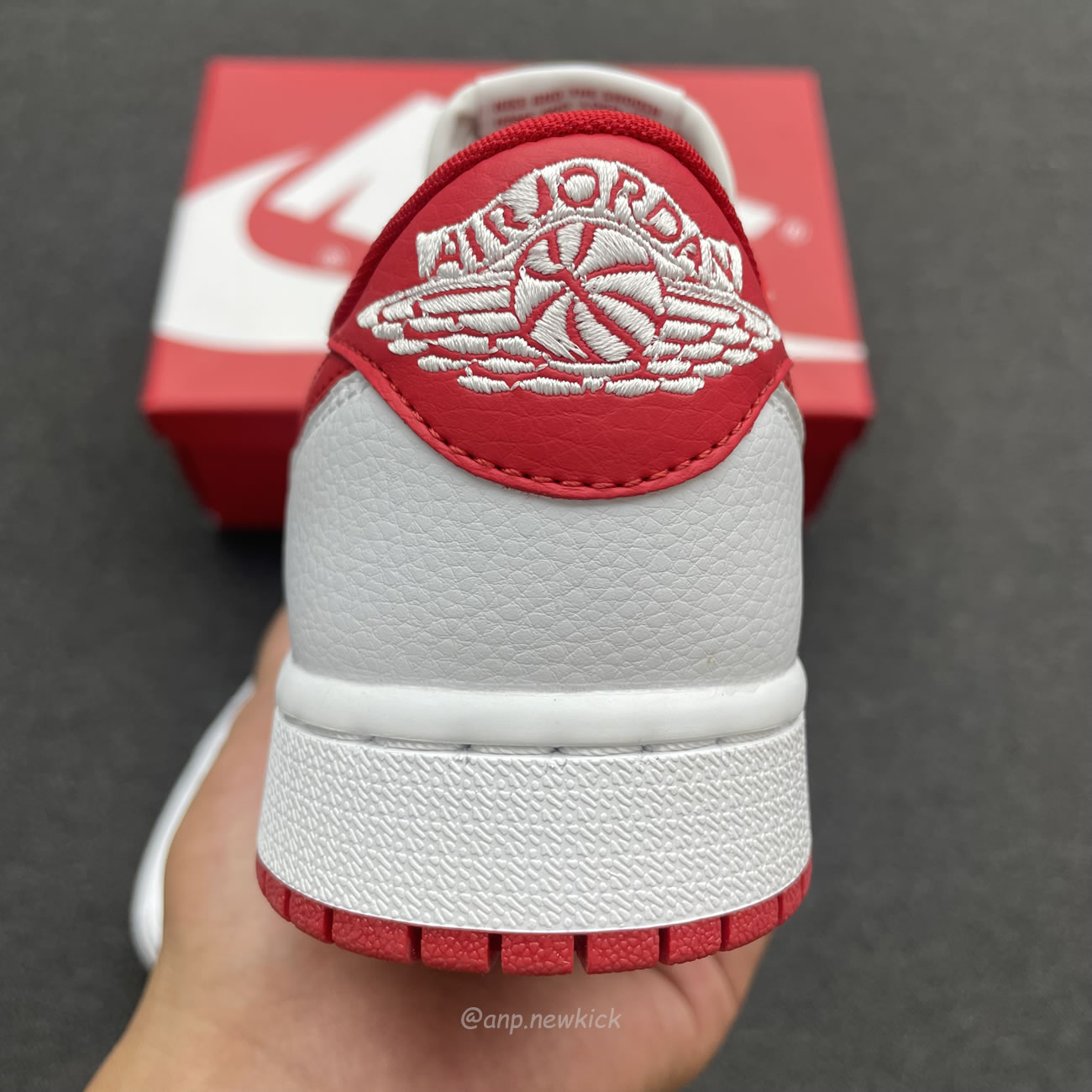 Air Jordan 1 Retro Low Og University Red Cz0790 161 (9) - www.newkick.vip Air Jordan 1 Retro Low Og University Red Cz0790 161 (9) - www.newkick.vip
