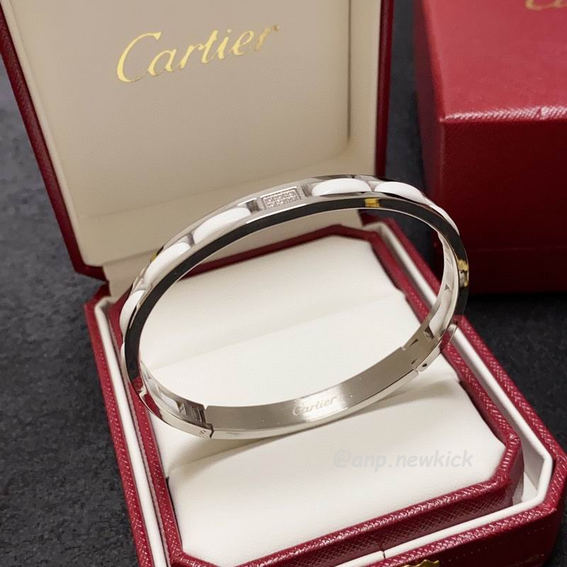 Cartier Bracelet 18k Gold (7) - www.newkick.vip Cartier Bracelet 18k Gold (7) - www.newkick.vip