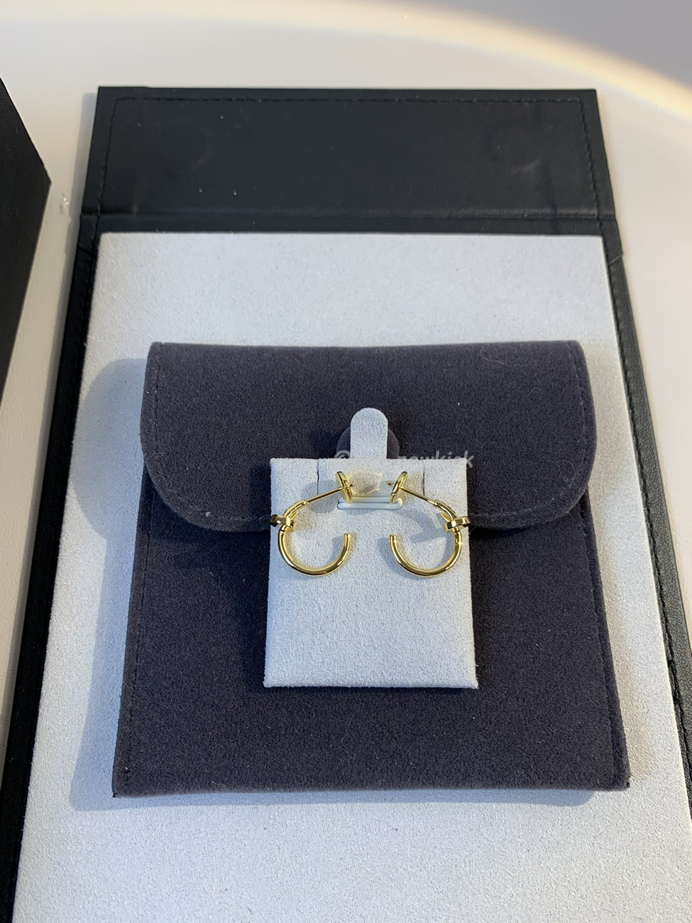Cartier Nail With Diamond Tips Earrings (11) - www.newkick.vip