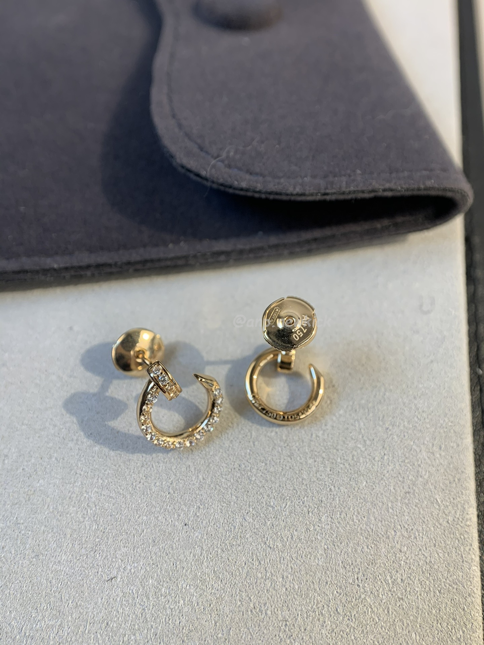 Cartier Nail With Diamond Tips Earrings (13) - www.newkick.vip