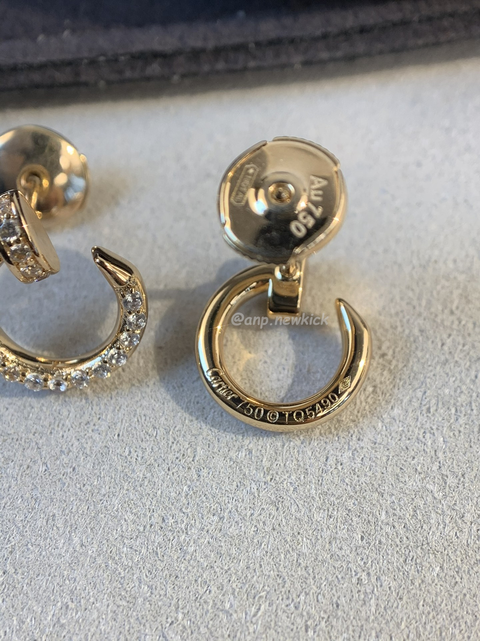 Cartier Nail With Diamond Tips Earrings (17) - www.newkick.vip