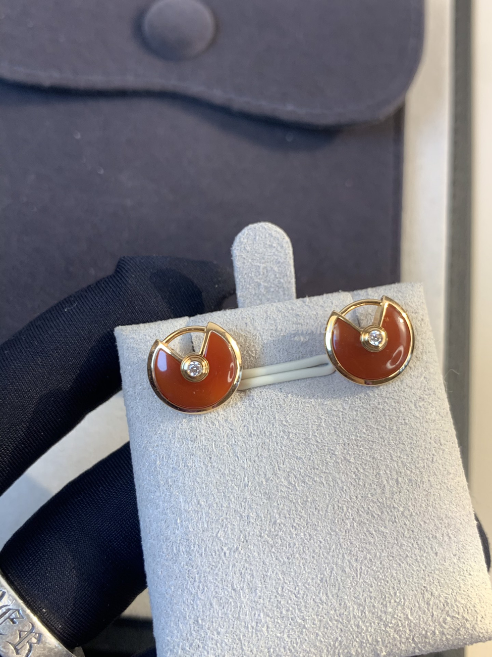 Cartier Nail With Diamond Tips Earrings (5) - www.newkick.vip