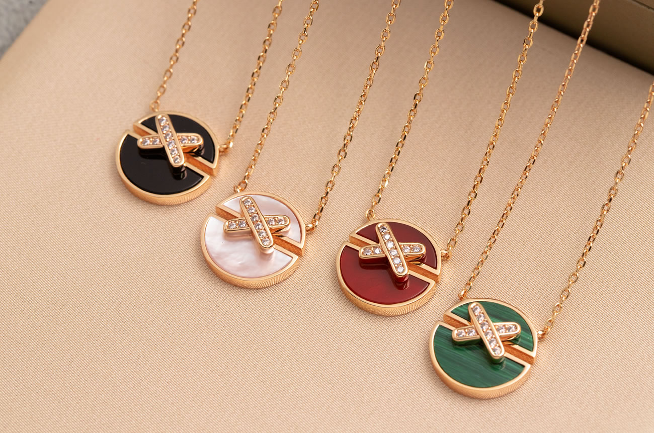 Chaumet Pendant (1) - www.newkick.vip