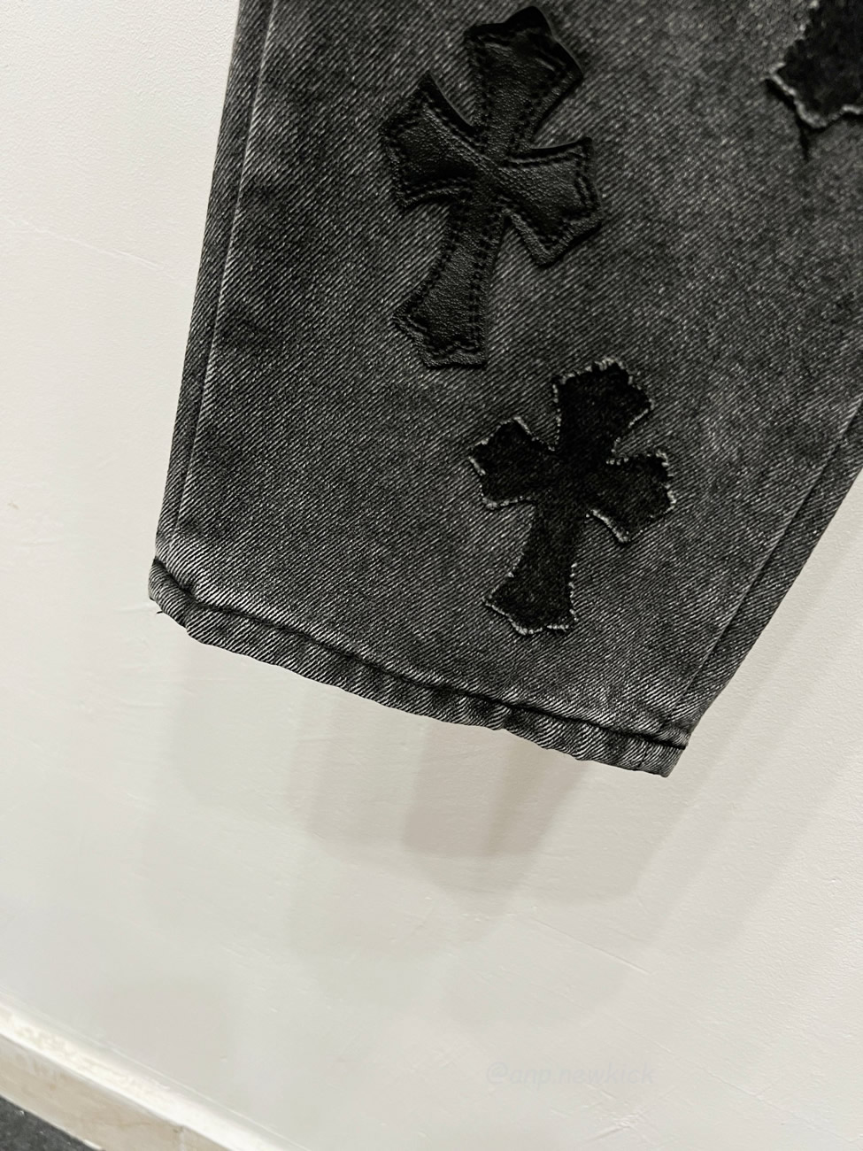 Chrome Hearts Black Grey Silver Cross Patch Jeans (4) - www.newkick.vip Chrome Hearts Black Grey Silver Cross Patch Jeans (4) - www.newkick.vip