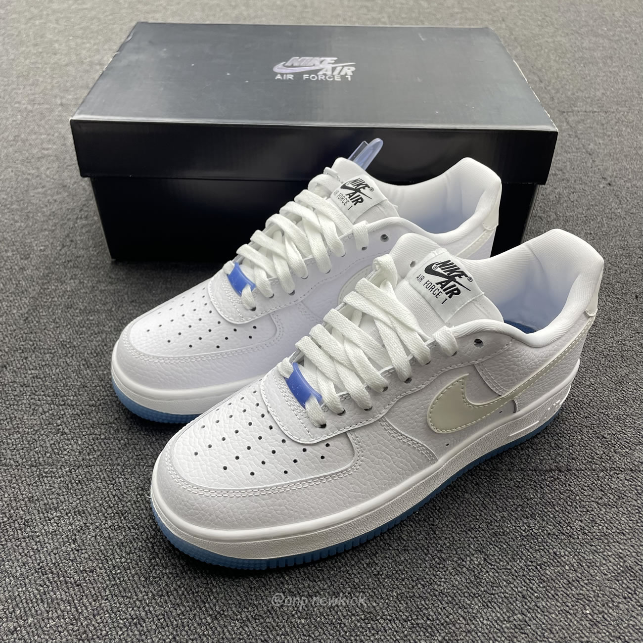 Nike Air Force 1 Low Uv Reactive Swoosh (womens) Da8301 101 (14) - www.newkick.vip