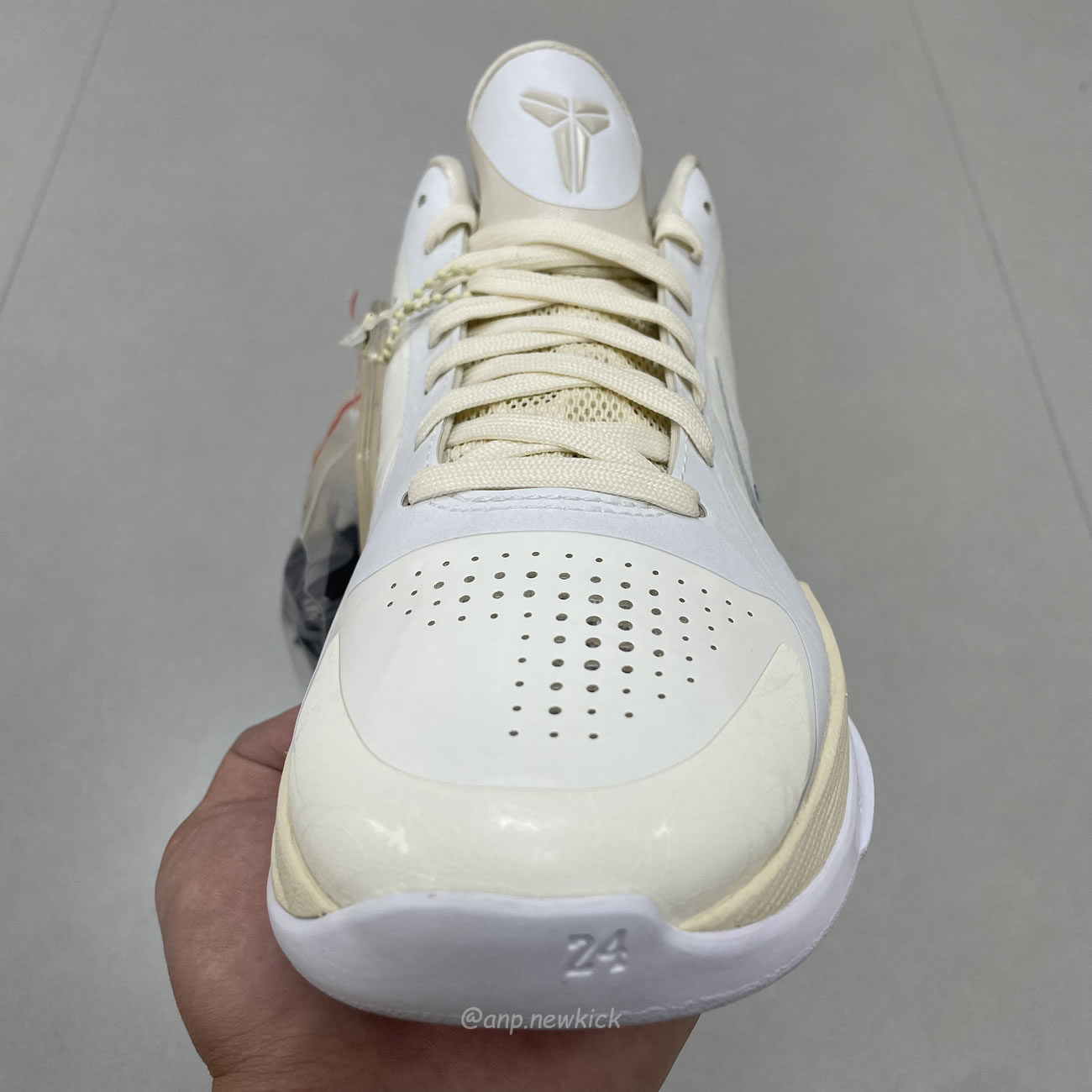 Nike Kobe 5 Protro Off White Db4796 101 (5) - www.newkick.vip Nike Kobe 5 Protro Off White Db4796 101 (5) - www.newkick.vip