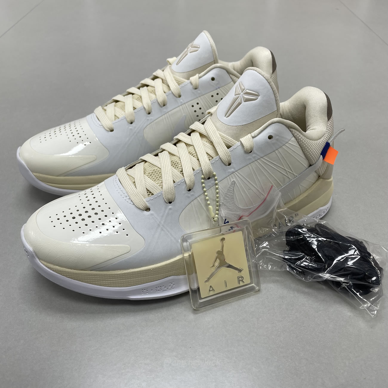 Nike Kobe 5 Protro Off White Db4796 101 (7) - www.newkick.vip Nike Kobe 5 Protro Off White Db4796 101 (7) - www.newkick.vip