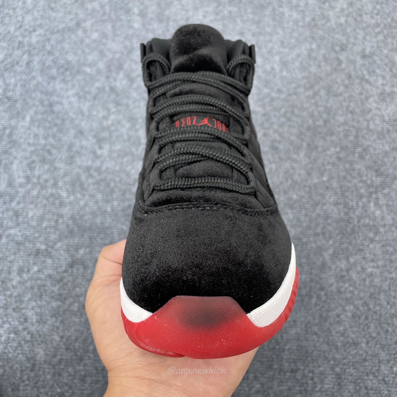 Air Jordan 11 Bred Velvet Arrives Db5457 061 (6) - www.newkick.vip Air Jordan 11 Bred Velvet Arrives Db5457 061 (6) - www.newkick.vip