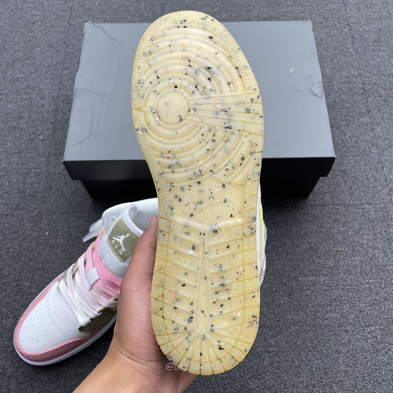 Air Jordan 1 Mid Se Pastel Vivid Green Grind Dj0338 100 (8) - www.newkick.vip