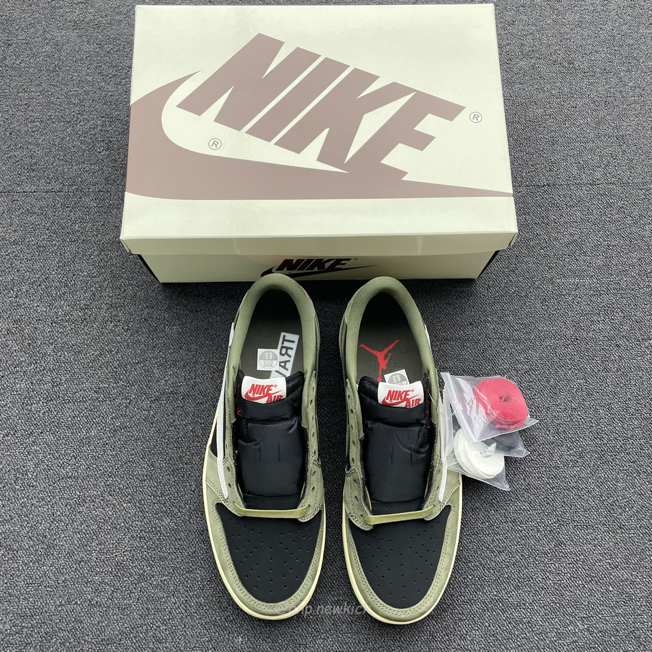 Travis Scott X Nike Air Jordan 1 Retro Low Og Sp Black Olive Dm7866 002 (12) - www.newkick.vip Travis Scott X Nike Air Jordan 1 Retro Low Og Sp Black Olive Dm7866 002 (12) - www.newkick.vip