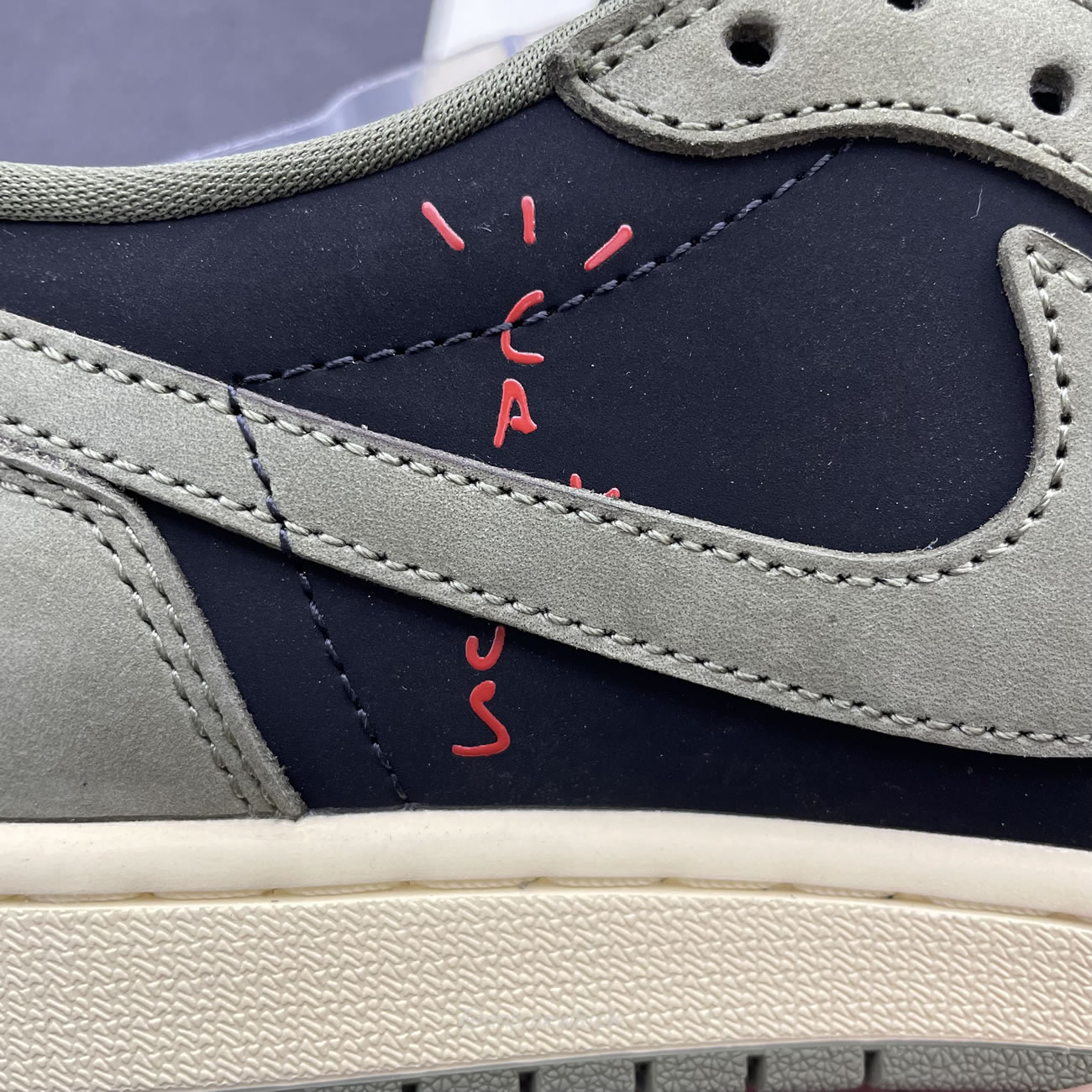 Travis Scott X Nike Air Jordan 1 Retro Low Og Sp Black Olive Dm7866 002 (14) - www.newkick.vip Travis Scott X Nike Air Jordan 1 Retro Low Og Sp Black Olive Dm7866 002 (14) - www.newkick.vip