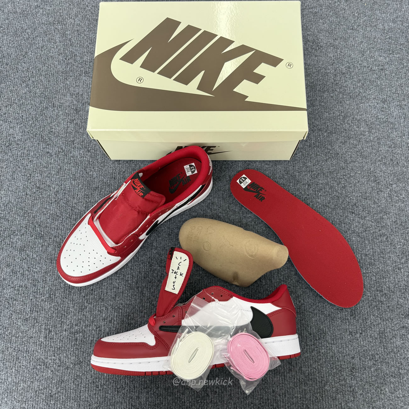 Air Jordan 1 Retro Low Og Sp Travis Scott Red Dm7866 101 (2) - www.newkick.vip