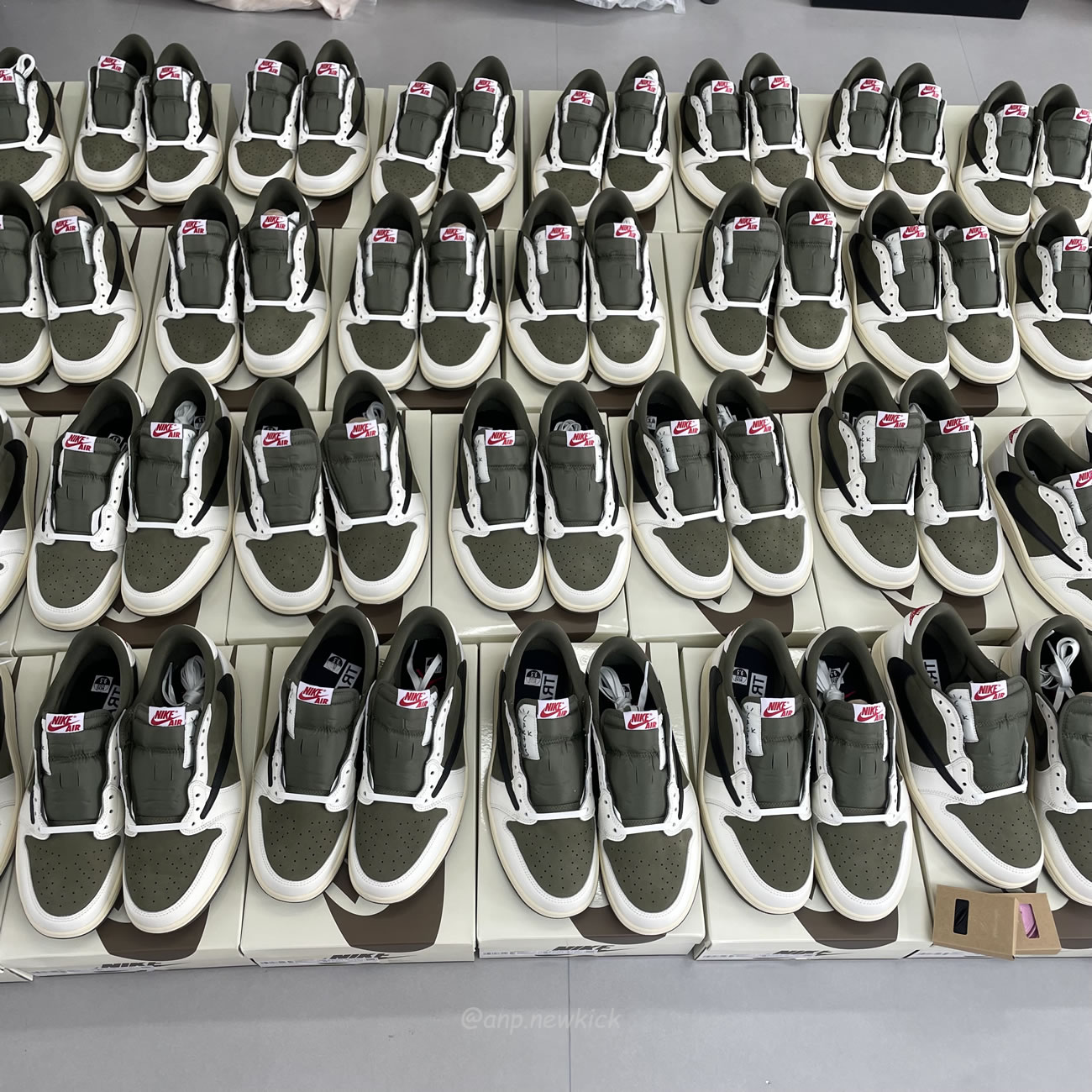 Travis Scott X Air Jordan 1 Low Og Sp Medium Olive Dm7866 200 (7) - www.newkick.vip