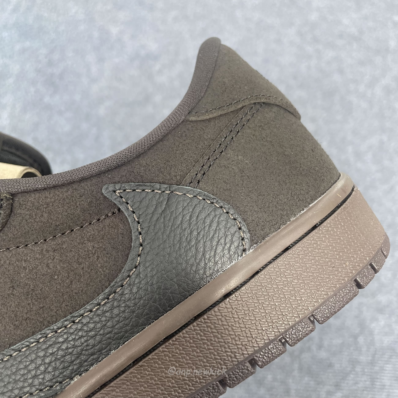 Travis Scott X Air Jordan 1 Low Og Velvet Brown Dm7866 202 (12) - www.newkick.vip Travis Scott X Air Jordan 1 Low Og Velvet Brown Dm7866 202 (12) - www.newkick.vip