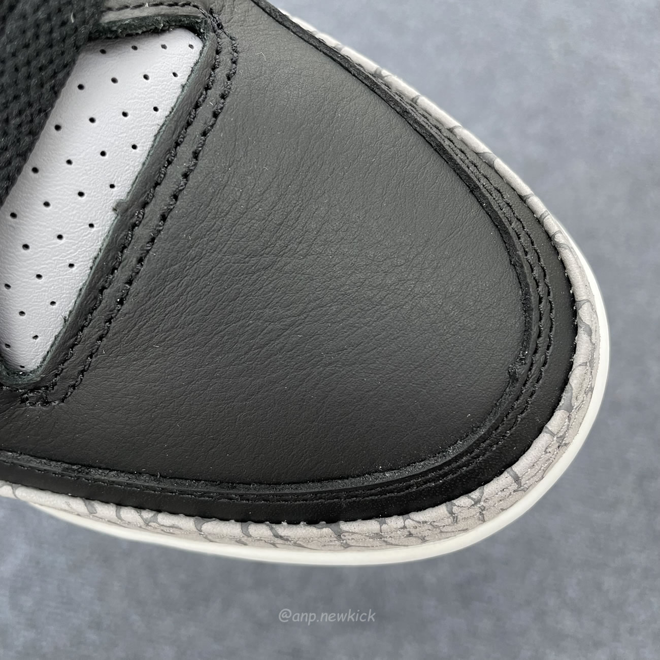 Air Jordan 3 Retro Black Cement Reimagined Dn3707 010 (5) - www.newkick.vip Air Jordan 3 Retro Black Cement Reimagined Dn3707 010 (5) - www.newkick.vip