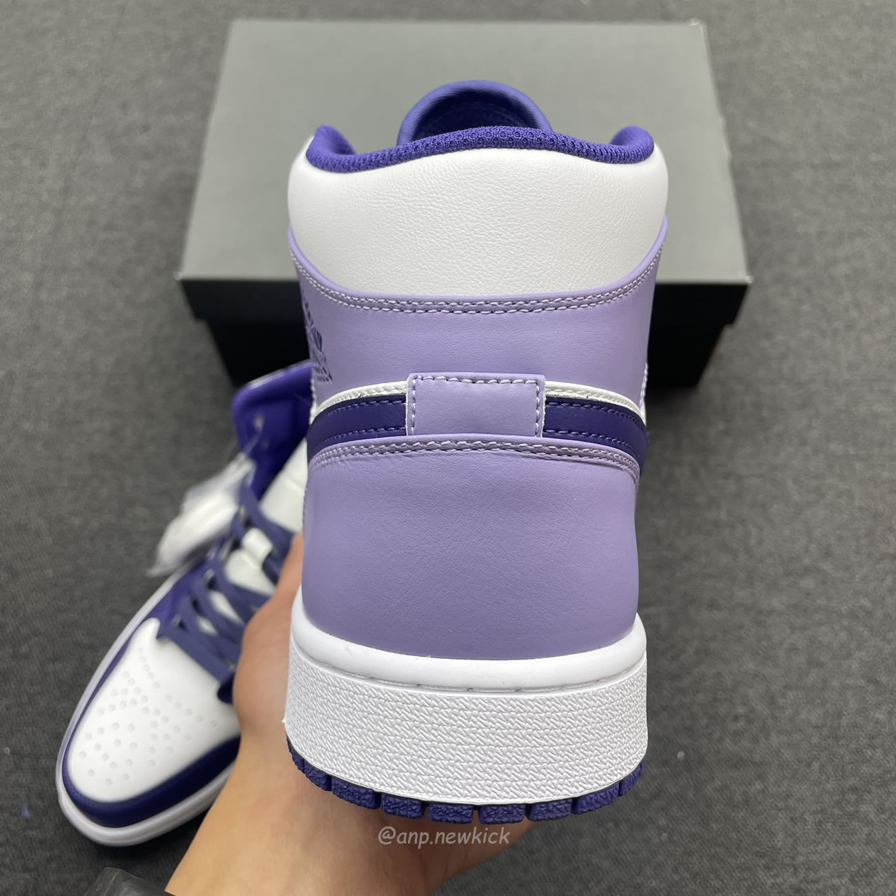 Air Jordan 1 Mid Blueberry Dq8426 515 (4) - www.newkick.vip Air Jordan 1 Mid Blueberry Dq8426 515 (4) - www.newkick.vip