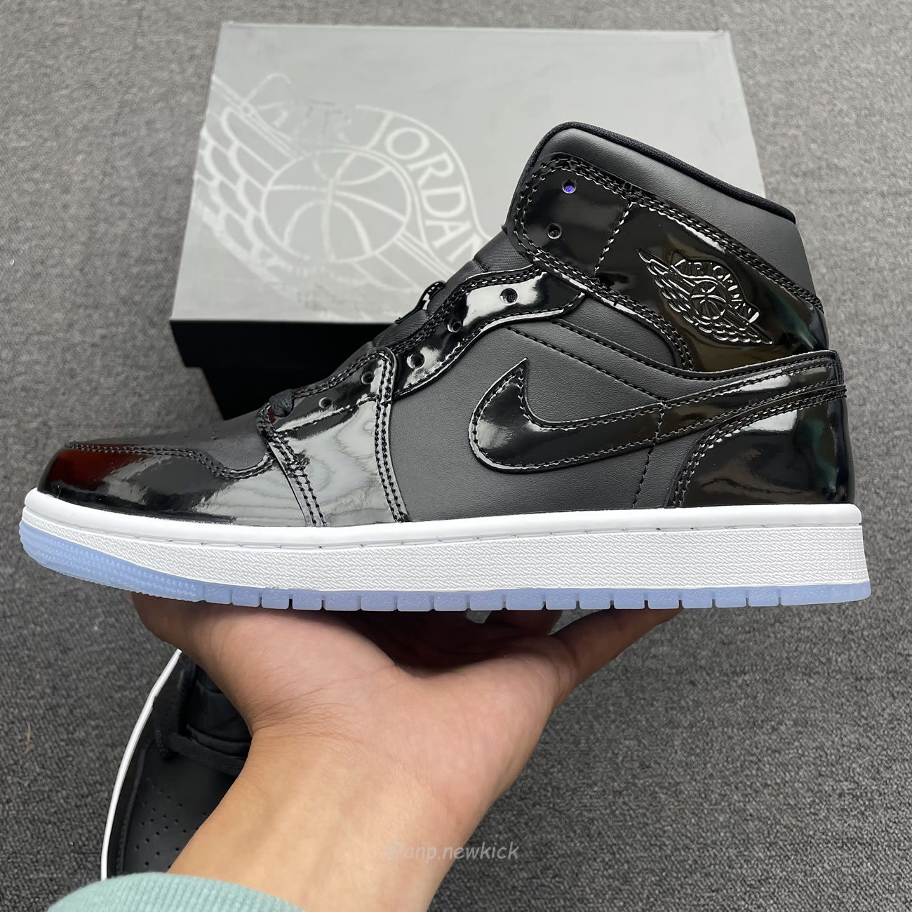 Air Jordan 1 Mid Se Space Jam Dv1308 004 (5) - www.newkick.vip