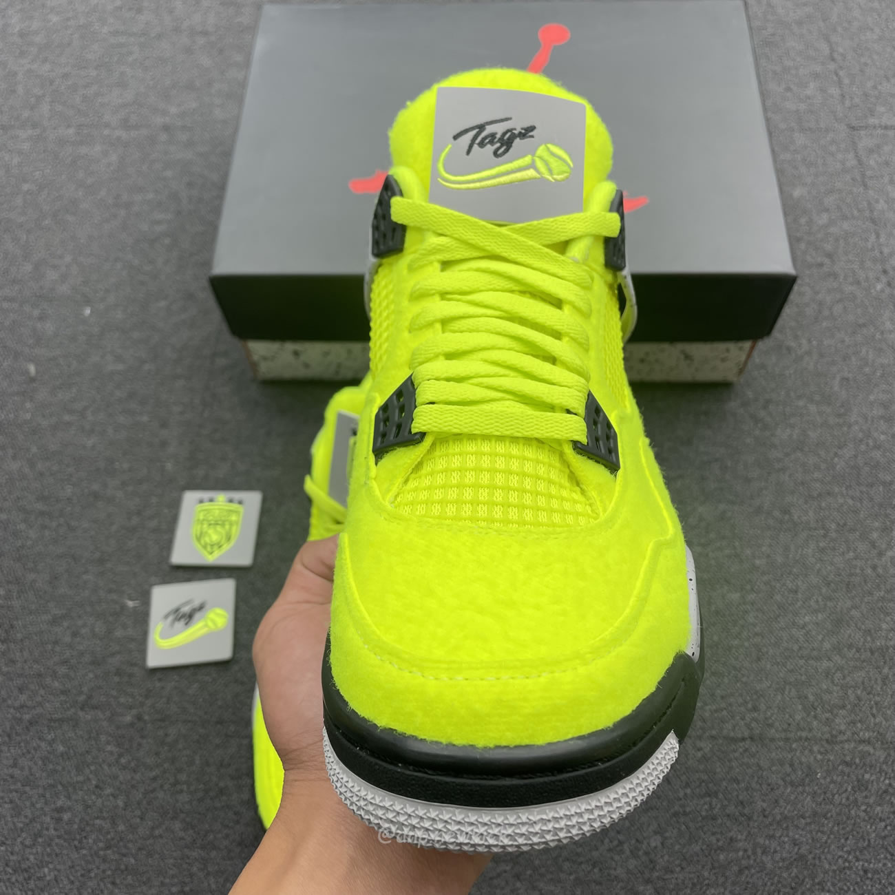 Air Jordan 4 Retro Tennis Ball Dv6773 700 (4) - www.newkick.vip