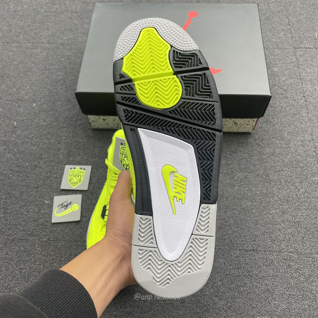 Air Jordan 4 Retro Tennis Ball Dv6773 700 (8) - www.newkick.vip