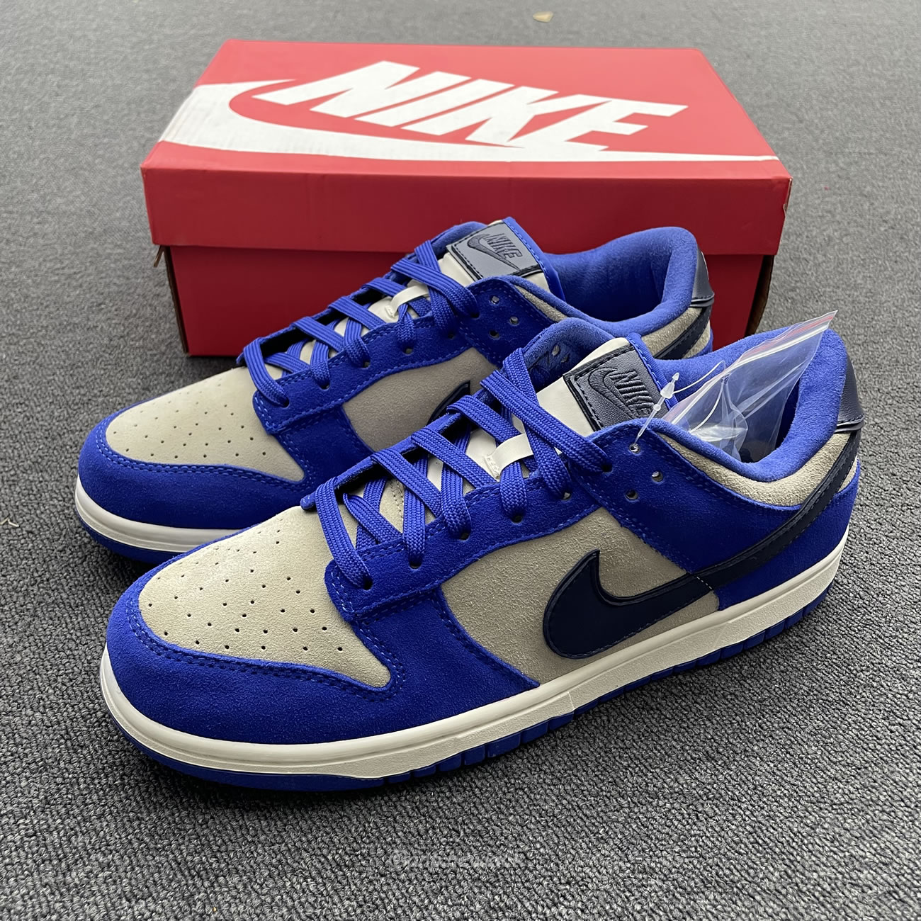 Nike Dunk Low Lx Blue Suede Womens Dv7411 400 (6) - www.newkick.vip