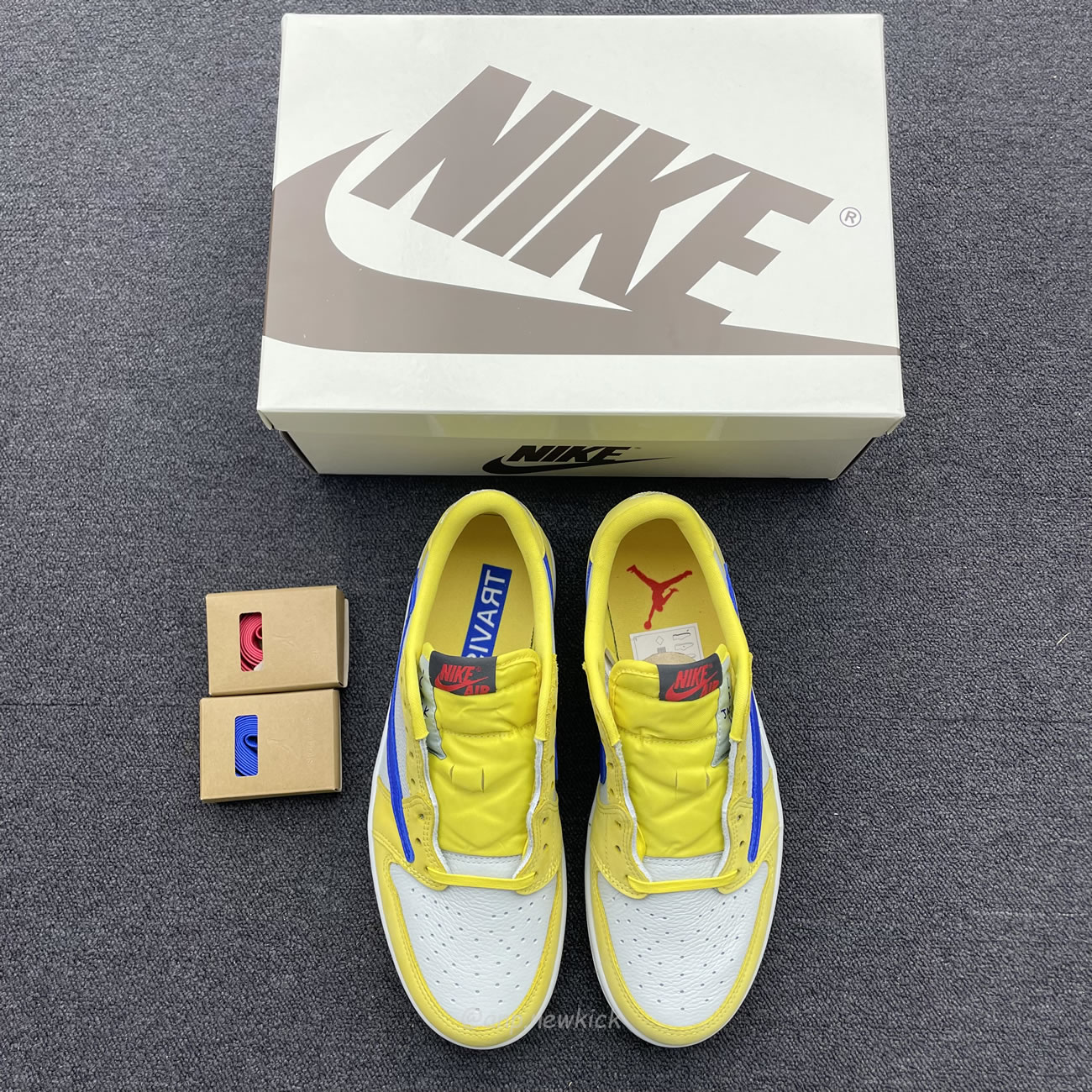 Travis Scott X Nike Air Jordan 1 Retro Low Og Sp Canary Dz4137 700 (15) - www.newkick.vip