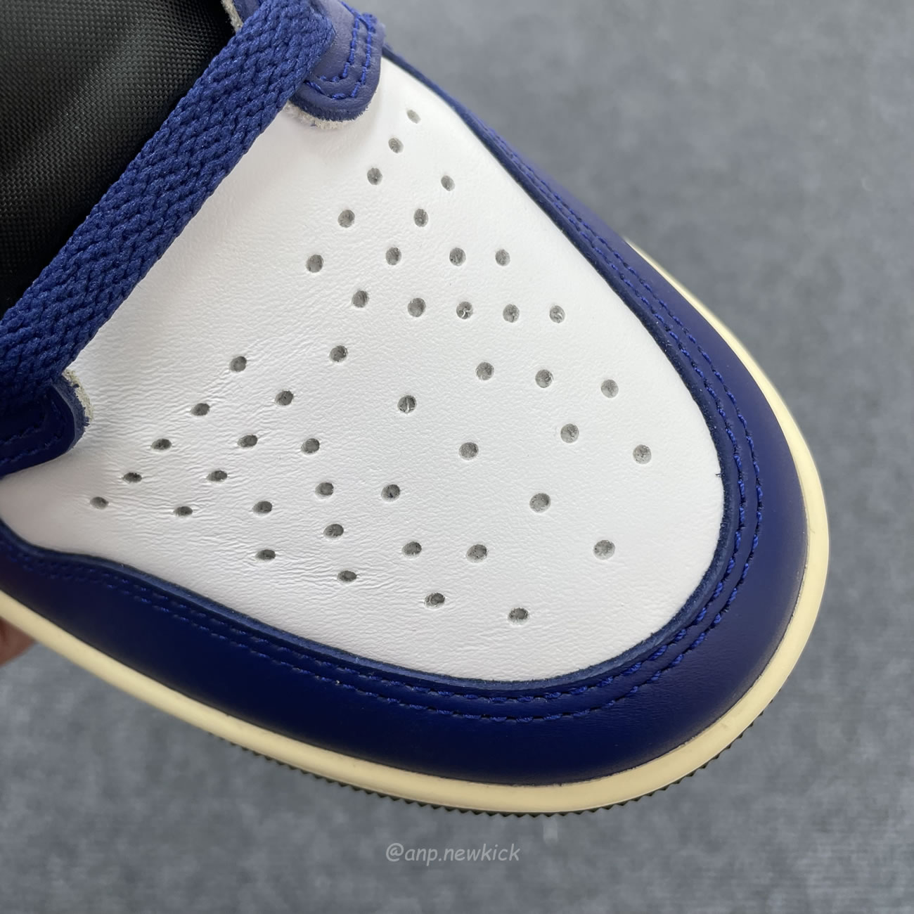 Air Jordan 1 Retro High Og Rare Air Dz5485 100 (9) - www.newkick.vip