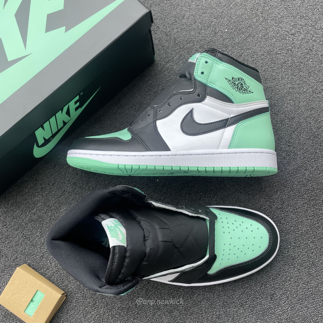 Air Jordan 1 Retro High Og Green Glow Dz5485 130 (13) - www.newkick.vip