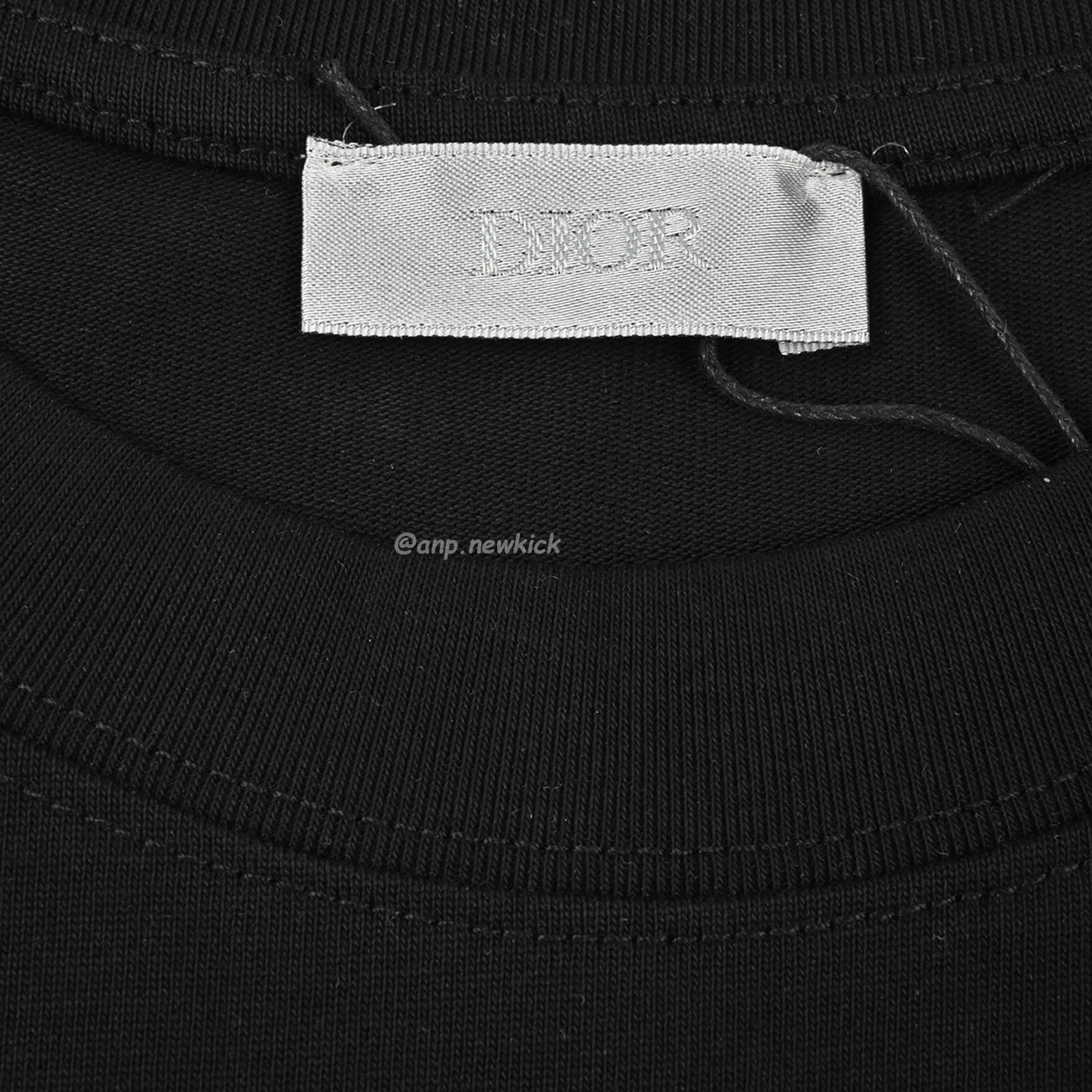 Dior Classic Letter Pin Embroidered Round Neck Short Sleeved T Shirt (4) - www.newkick.vip Dior Classic Letter Pin Embroidered Round Neck Short Sleeved T Shirt (4) - www.newkick.vip