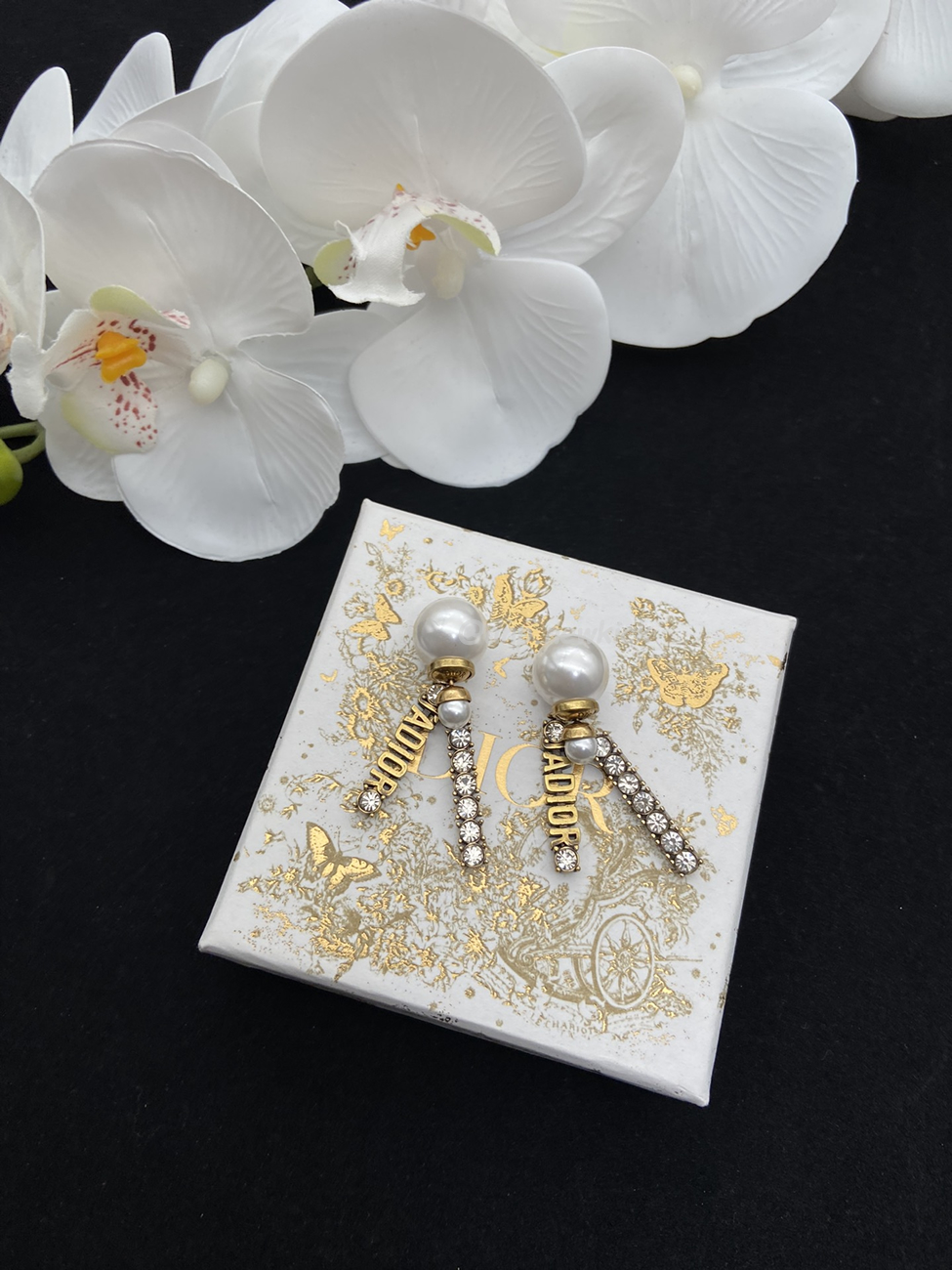 Dior Earrings (2) - www.newkick.vip Dior Earrings (2) - www.newkick.vip