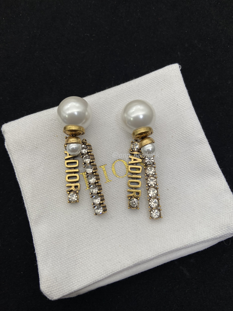 Dior Earrings (4) - www.newkick.vip Dior Earrings (4) - www.newkick.vip