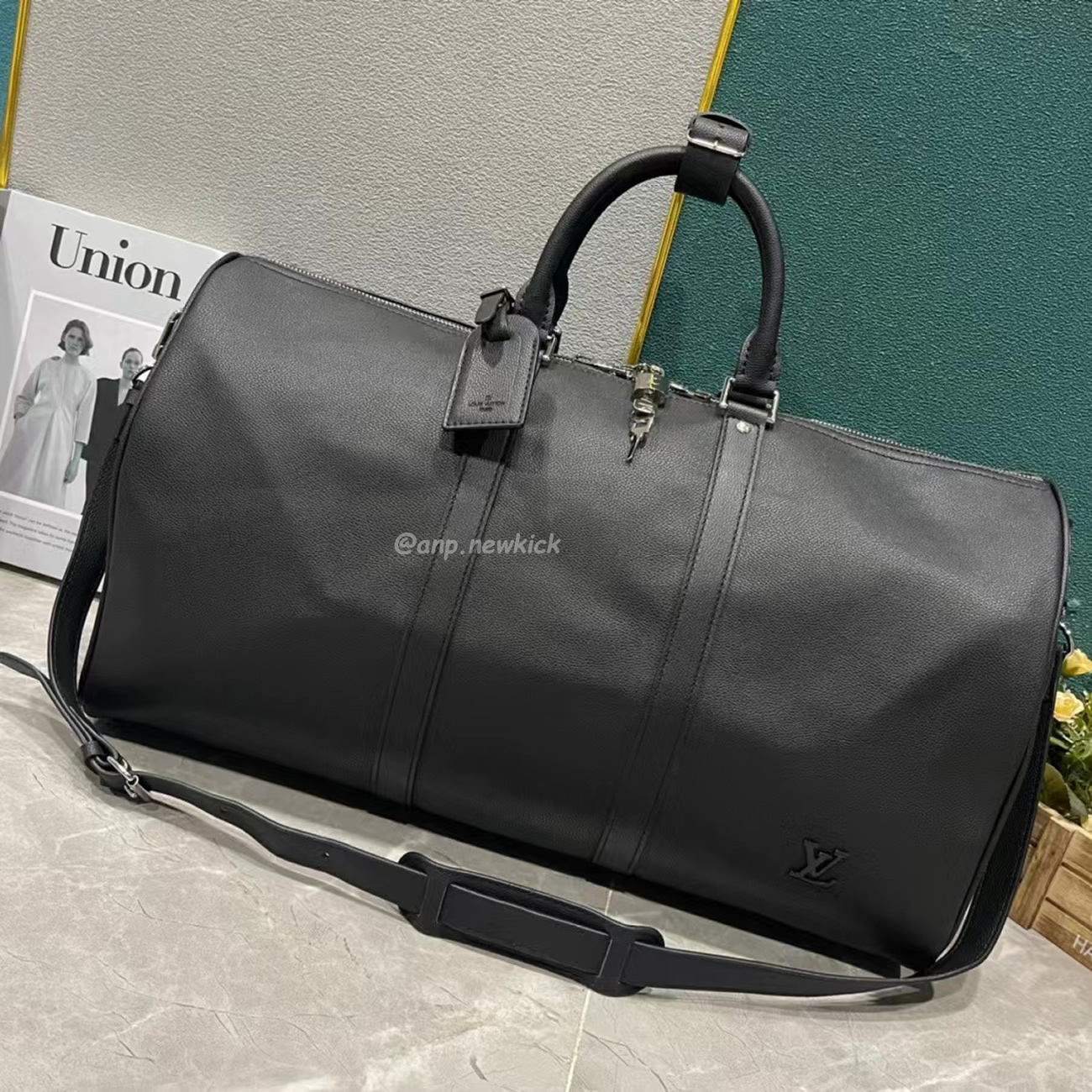 Louis Vuitton Keepall Bandouliere Monogram 50 Navy Duffel Bag (18) - www.newkick.vip