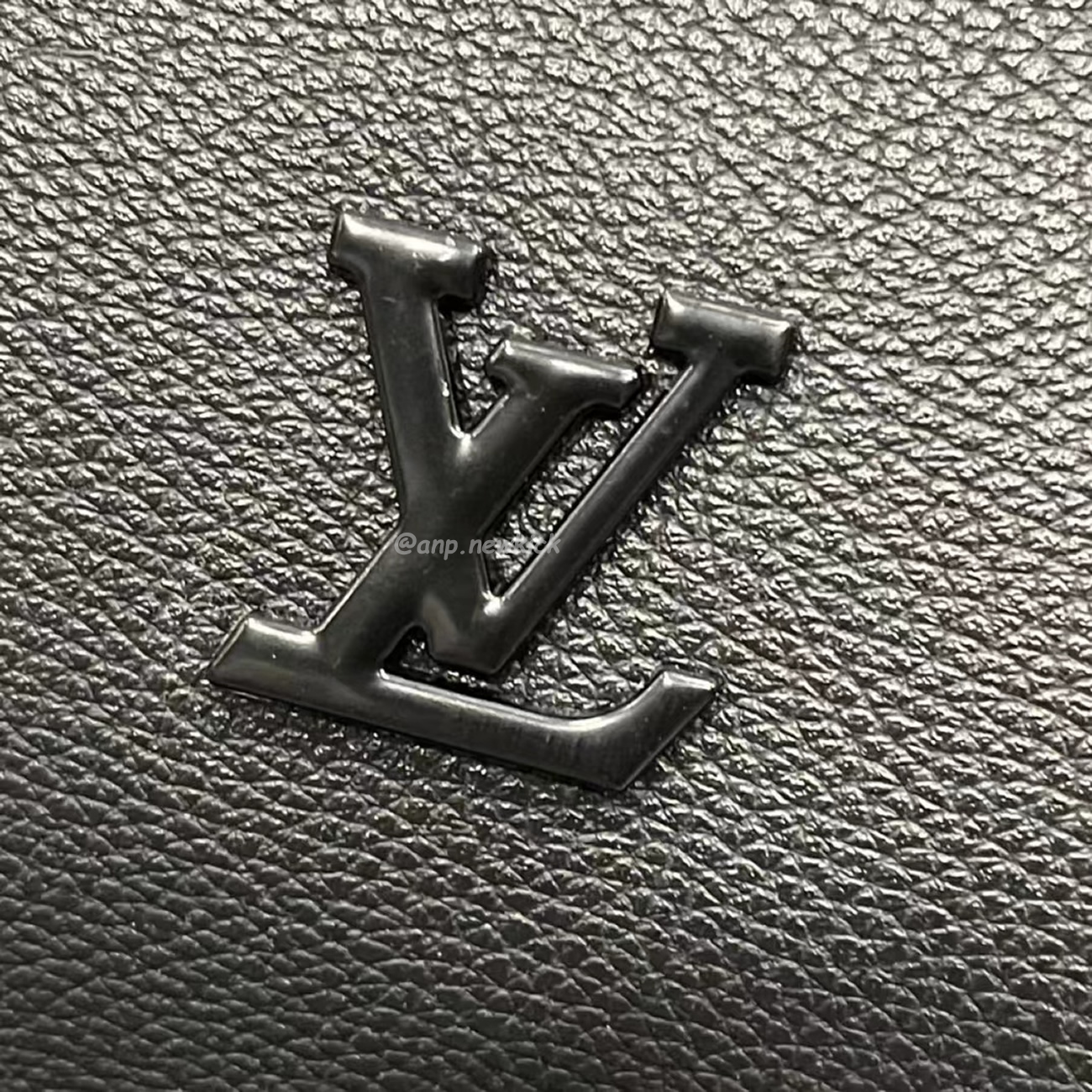 Louis Vuitton Keepall Bandouliere Monogram 50 Navy Duffel Bag (23) - www.newkick.vip